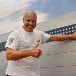 Sichtschutzzaun für mehr Privatsphäre in einem Garten in der Südsteiermark